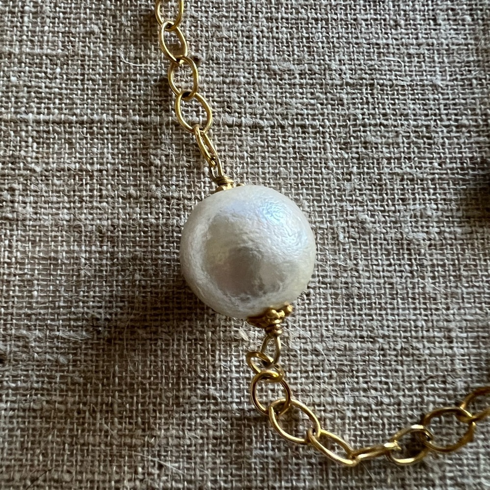 Cotton Pearl and Cross Necklace - Picture 5 of 5